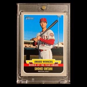 SHOHEI OHTANI - 2019 Rookie Award Winner Topps Heritage + Bonus Card